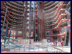 James R. Thompson Center 06 - atrium